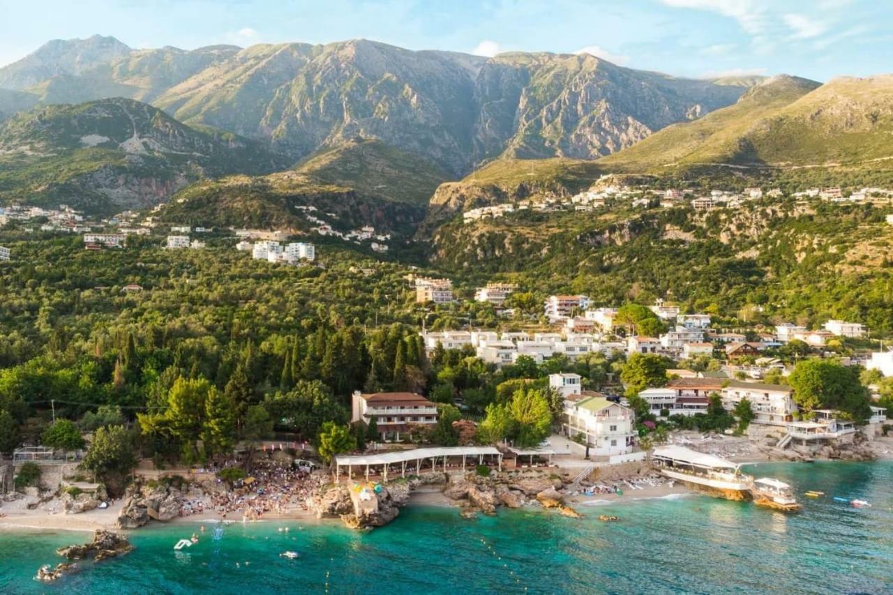 Queen Vasilika Hotel Dhermi Ngoại thất bức ảnh