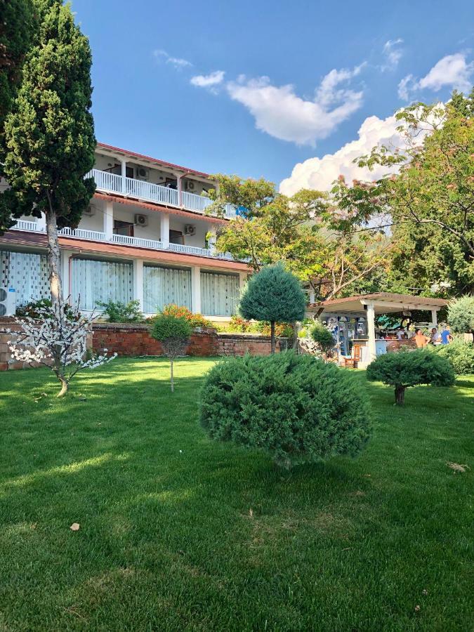 Queen Vasilika Hotel Dhermi Ngoại thất bức ảnh