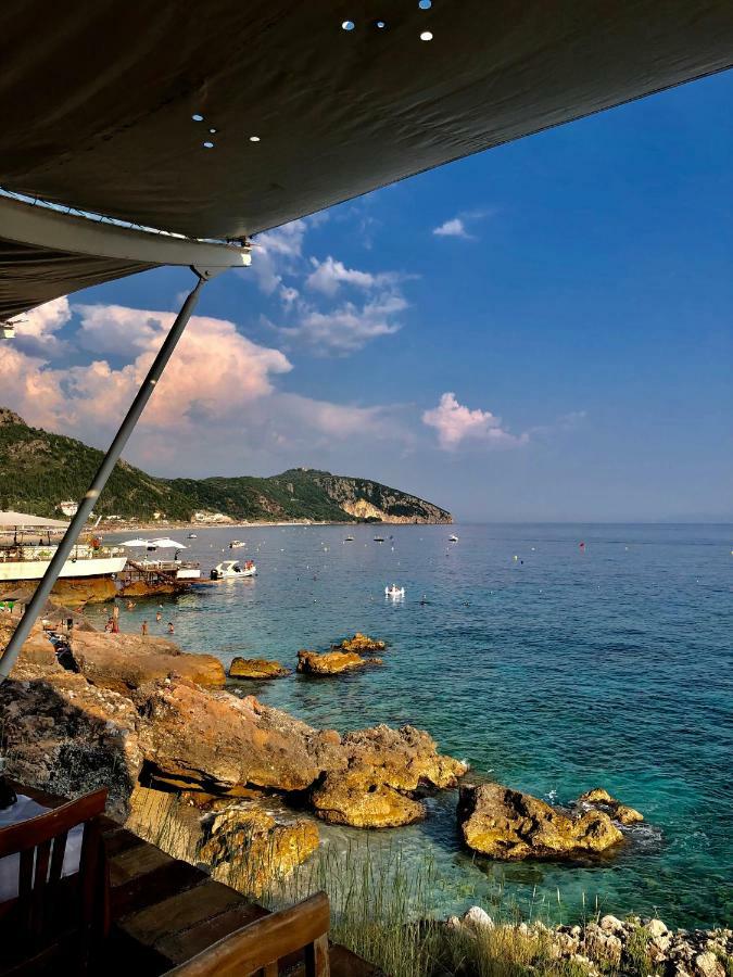Queen Vasilika Hotel Dhermi Ngoại thất bức ảnh